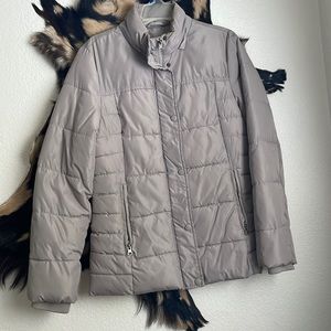 Puffer jacket. Very warm. Size Small